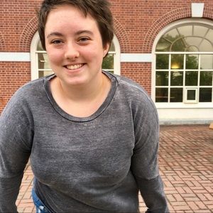 Meet your Posher, Danielle